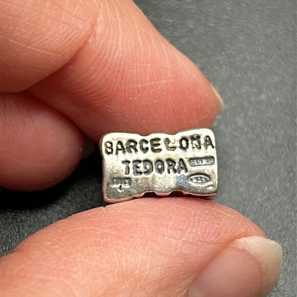 Tedora Barcelona Cathedral Sterling Silver 925 Charm - Picture 2 of 7